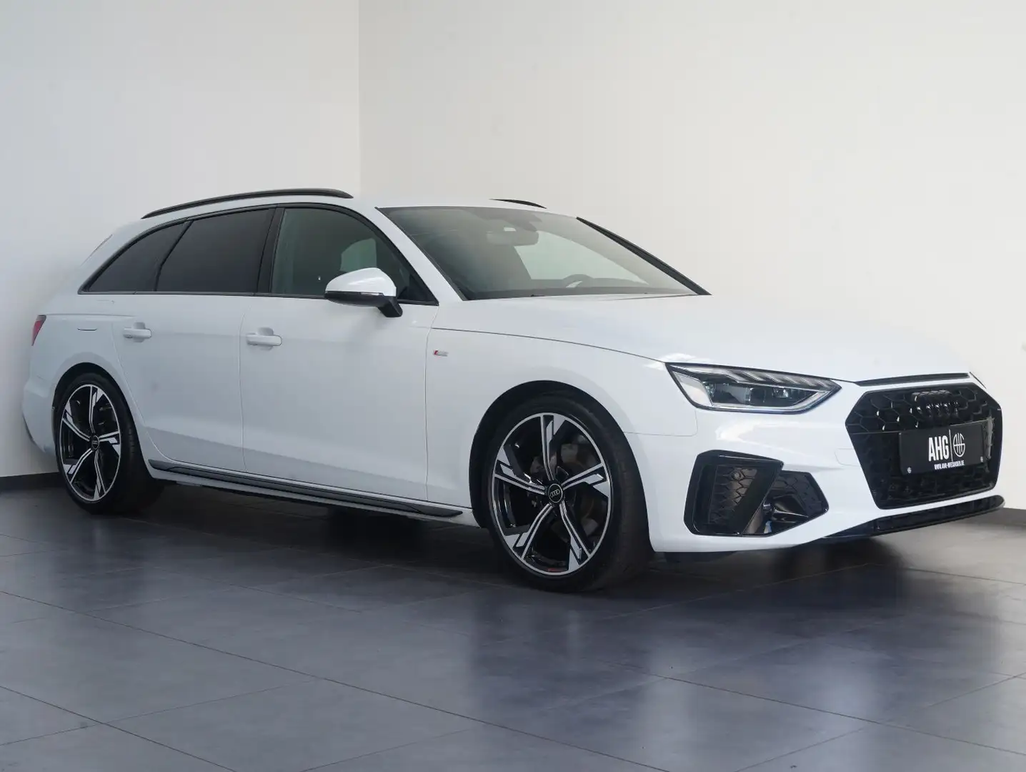 Audi A4 Avant 35 TDI S line Competition Edition Weiß - 2