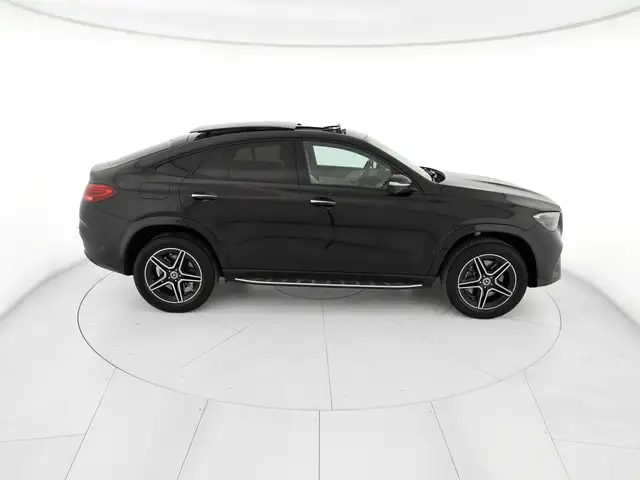 Mercedes-Benz GLE view 5