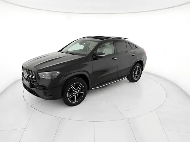 Mercedes-Benz GLE view 2