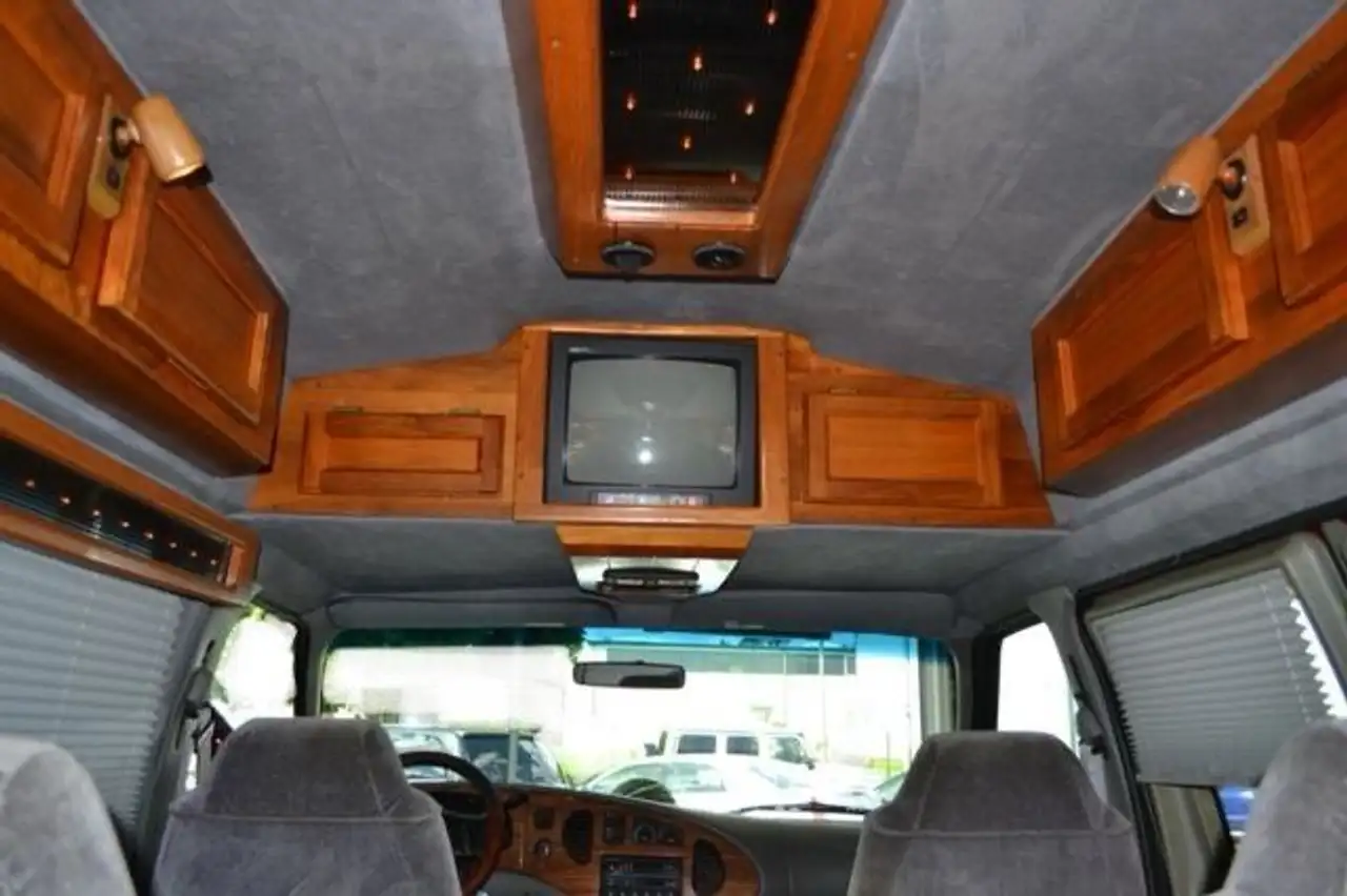 Ford Econoline Van E-150 4,6 V8, foto 10