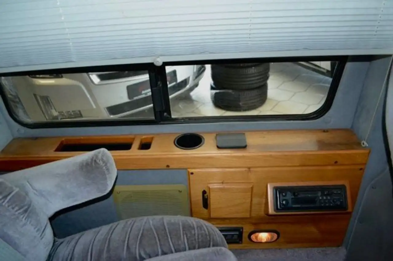 Ford Econoline Van E-150 4,6 V8, foto 9