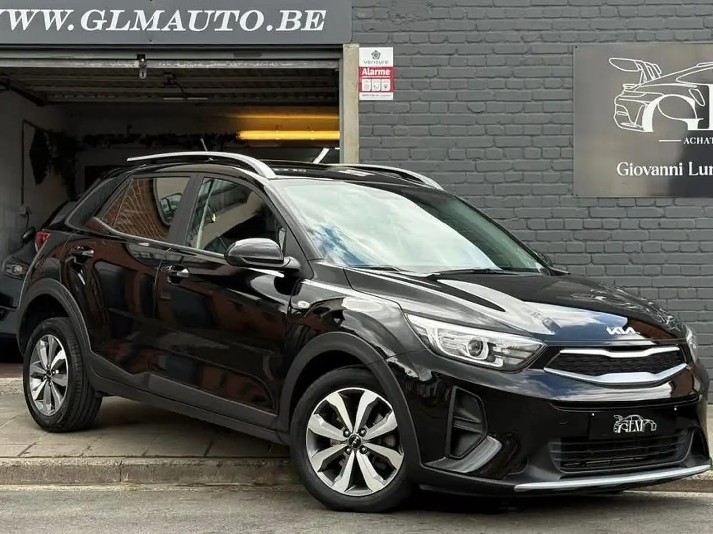 Kia Stonic Stonic 1.2i Urban Edition Plus * GARANTIE 12M Negro - 2