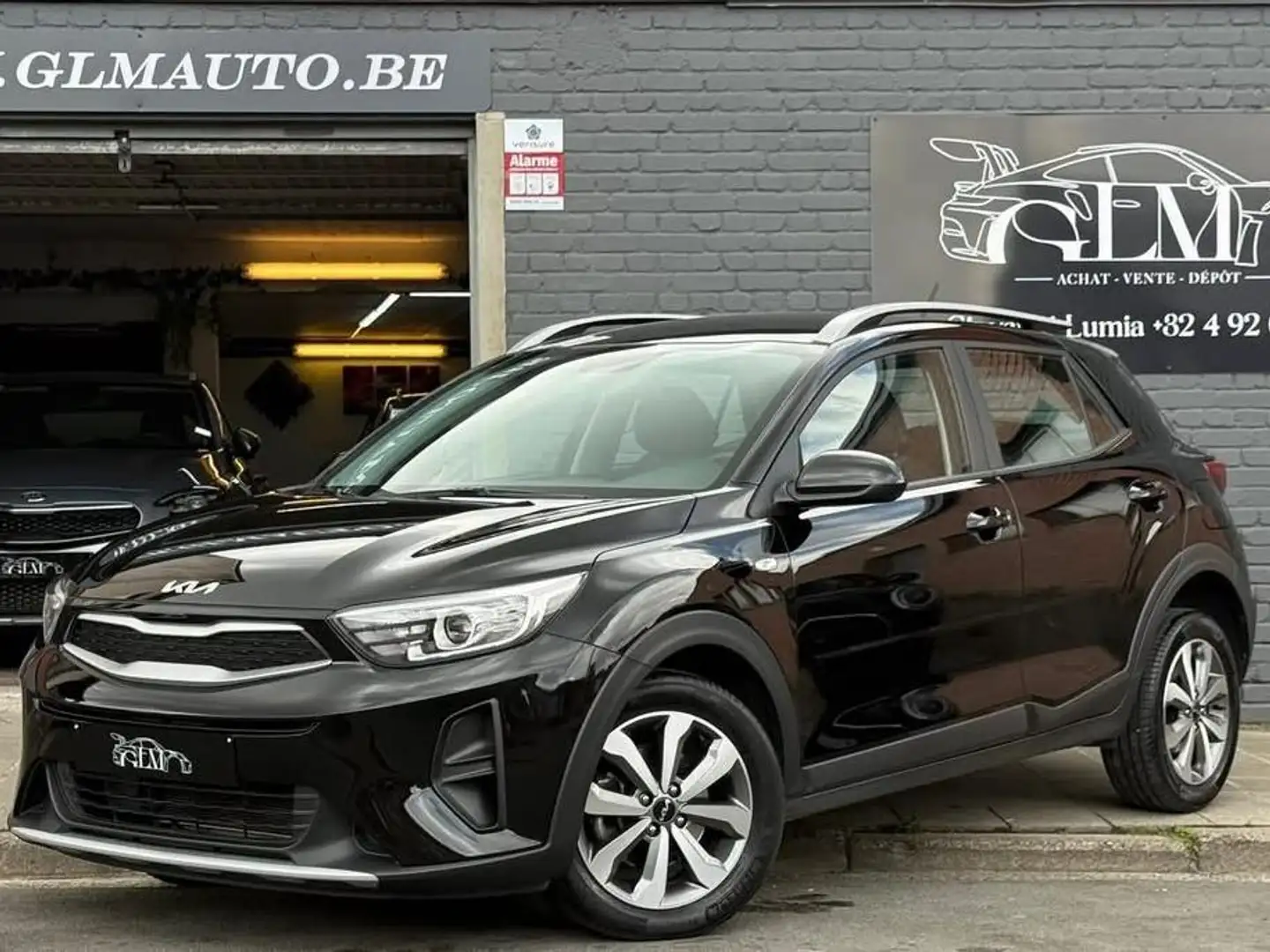 Kia Stonic Stonic 1.2i Urban Edition Plus * GARANTIE 12M Negro - 1