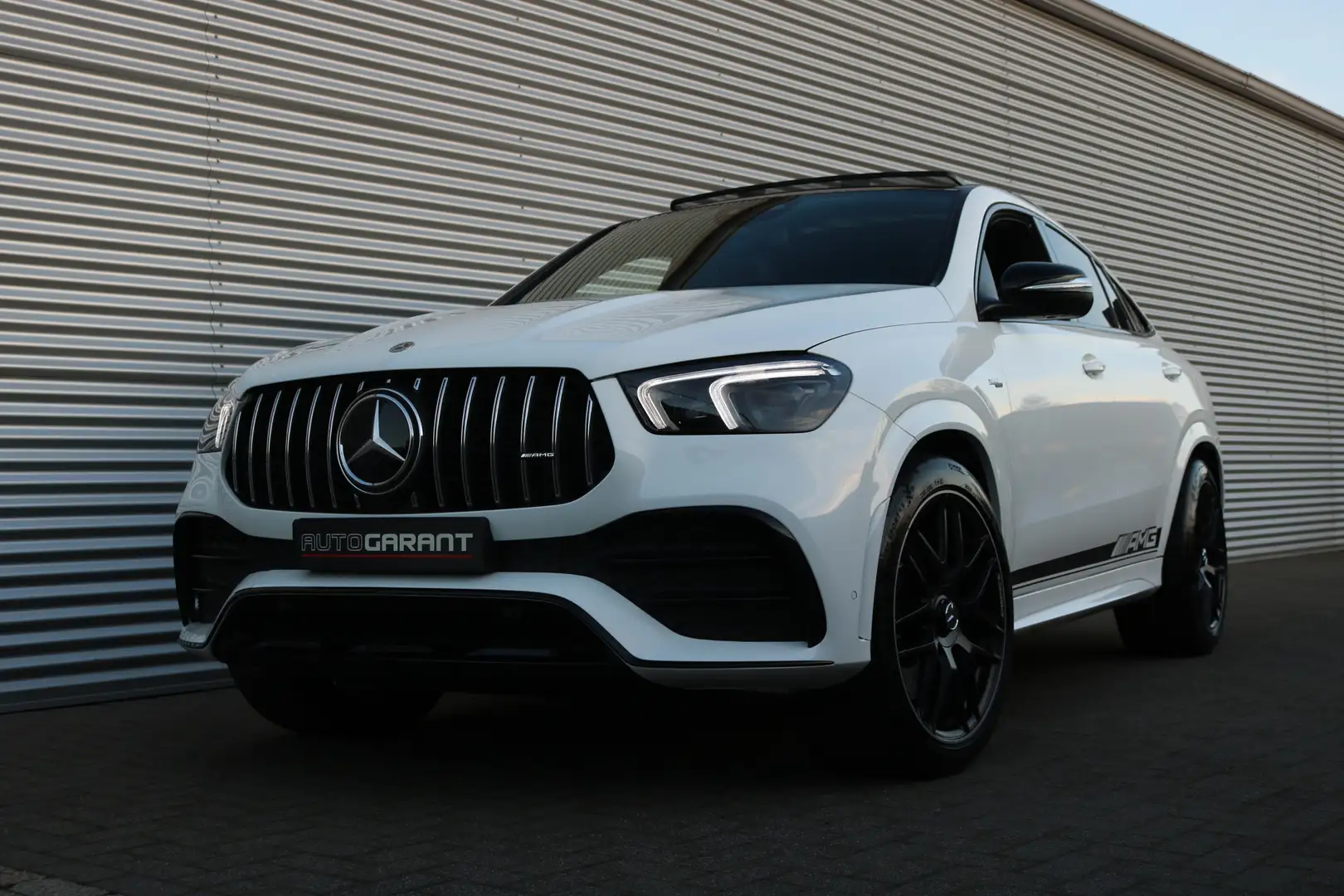 Mercedes-Benz GLE 53 AMG Coupé 4MATIC+ AMG NightPakket (Panoramadak Sportle Wit - 1