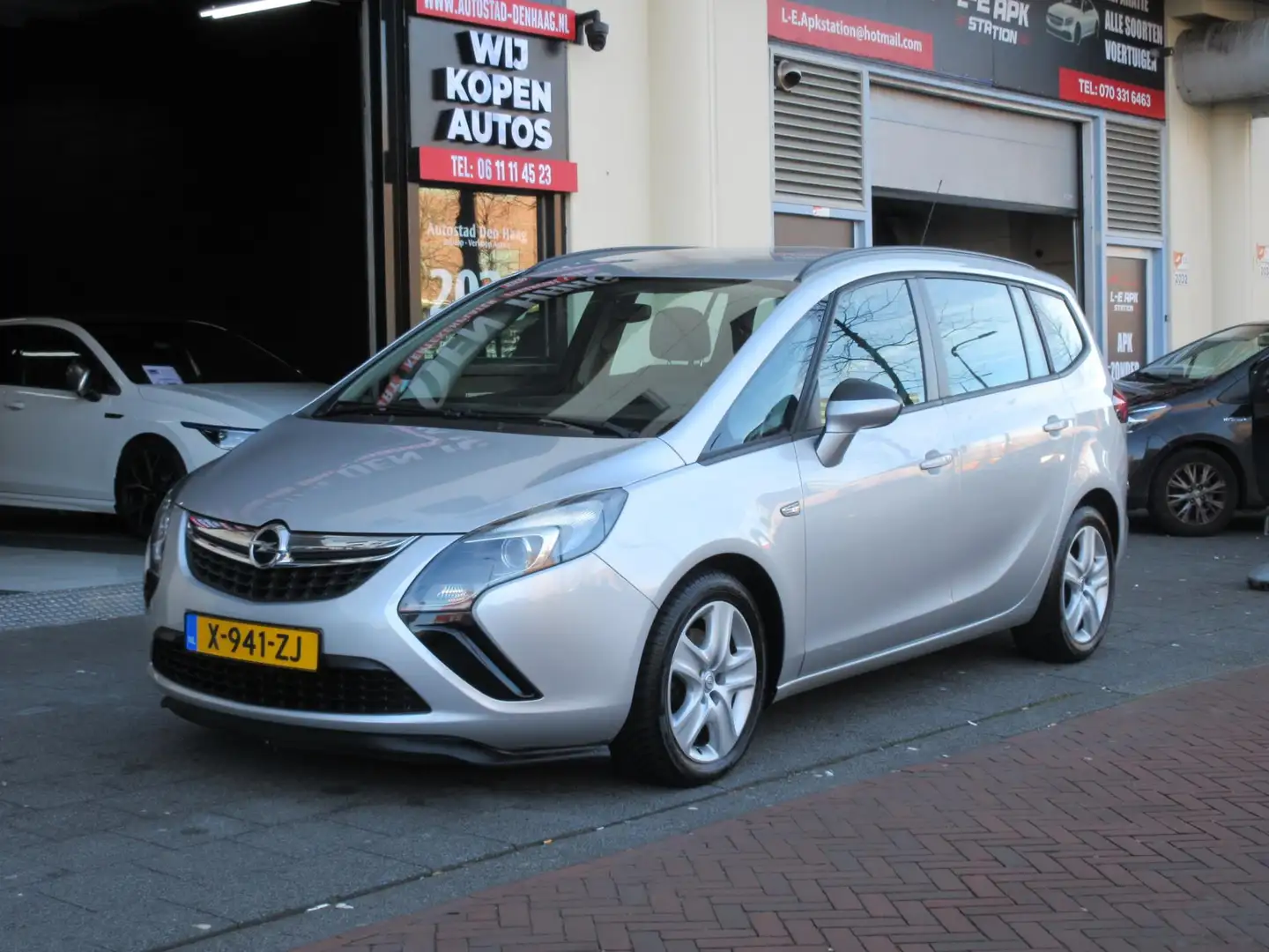Opel Zafira Tourer 1.4 Business+ Airco 7 Persoons Gris - 2