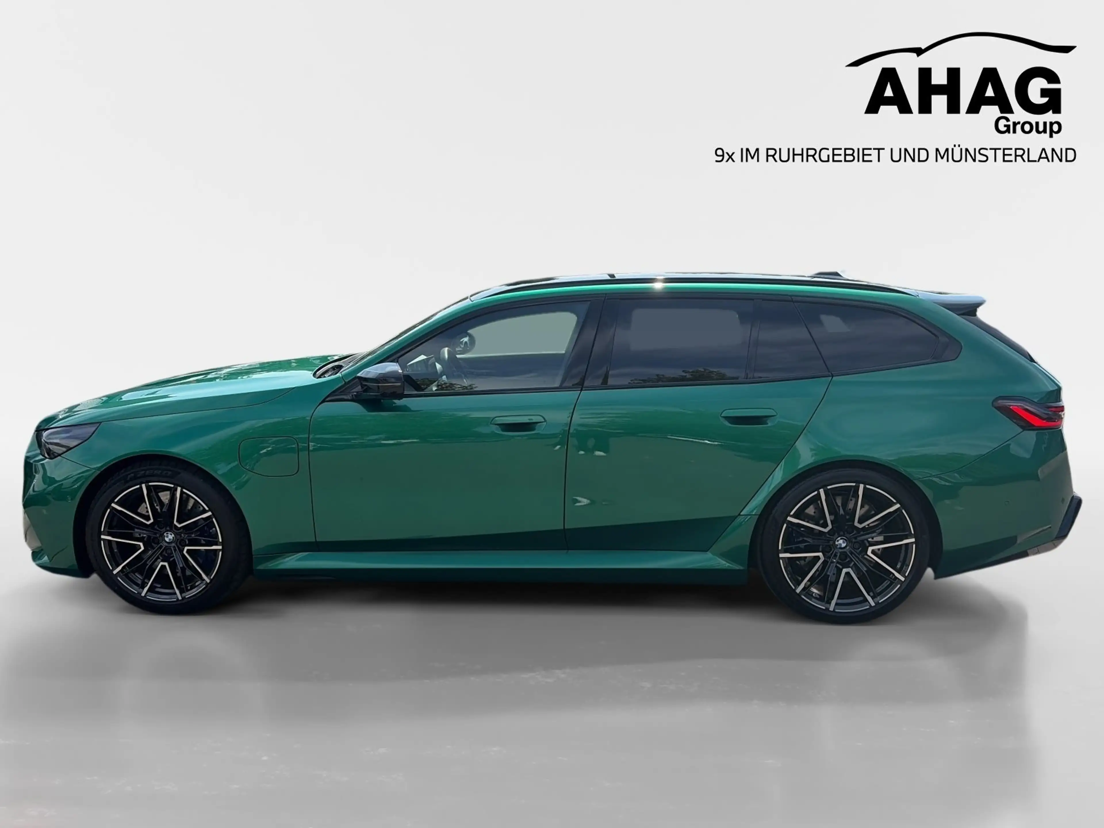 BMW M5 Touring — photo 6