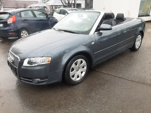 Audi A4 A4 Cabrio Cabriolet 1.8 T multitronic