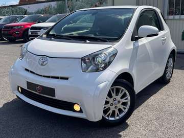 iQ 1.0i VVT-i / FULL / AUTO / CAMÉRA / CARPLAY
