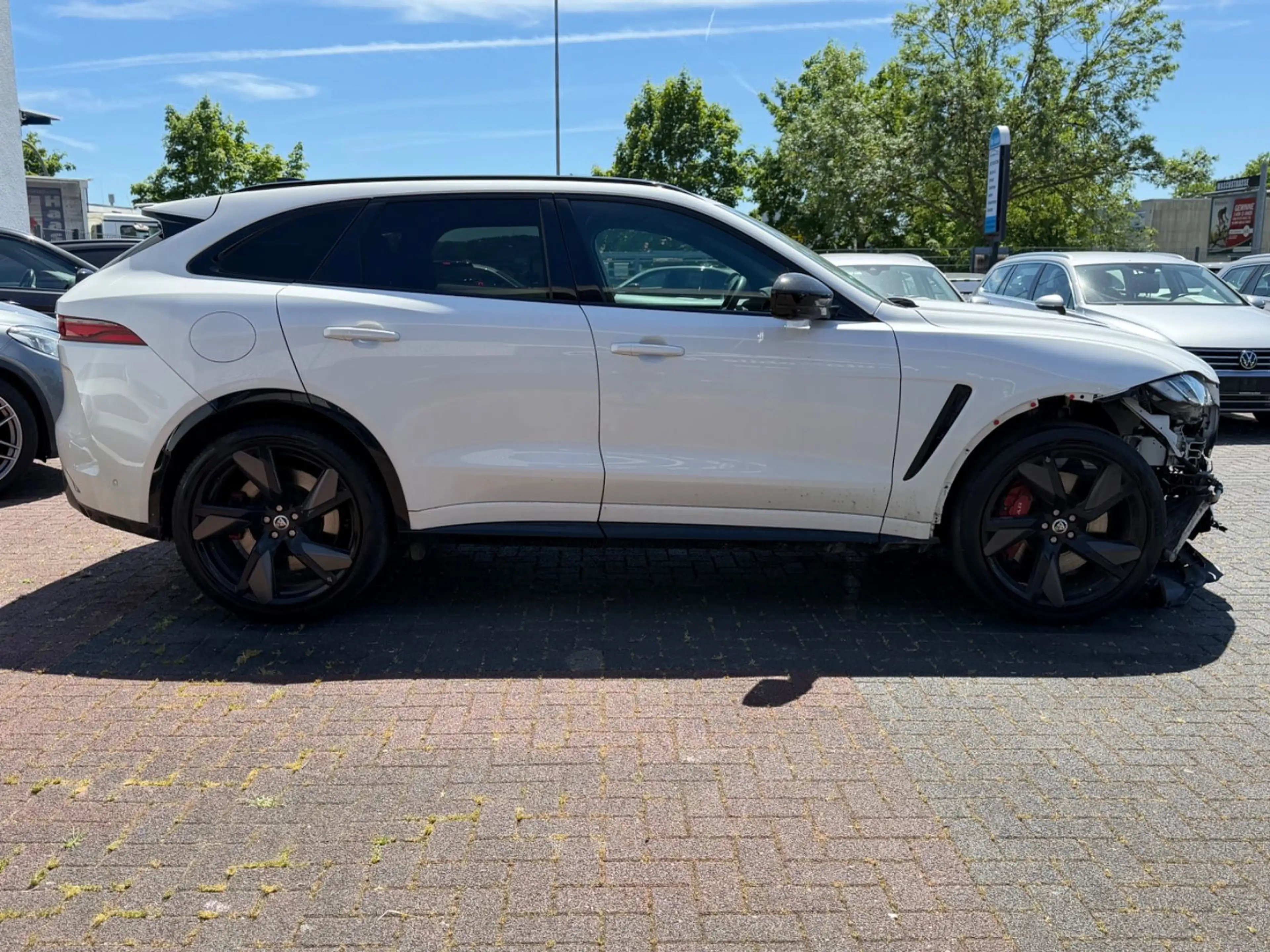 Jaguar F-Pace F-PACE SVR 575 Edition AWD *1. Hand — photo 6