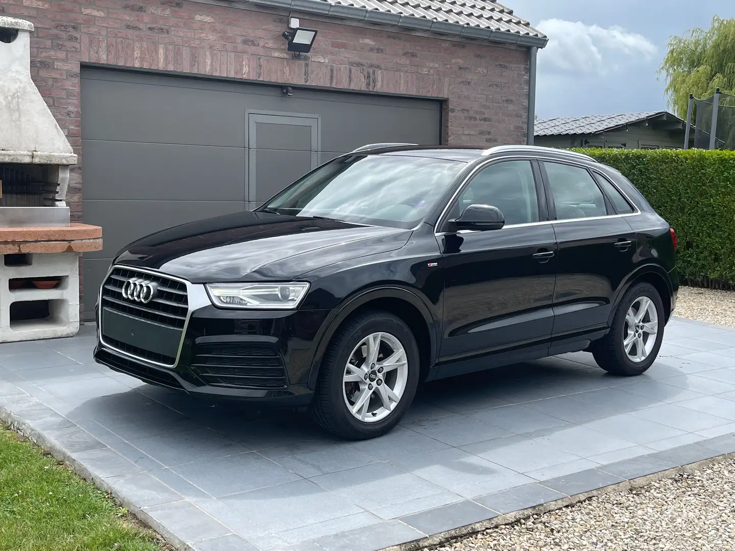 Audi Q3 Q3 1.4 TFSI S line Noir - 1