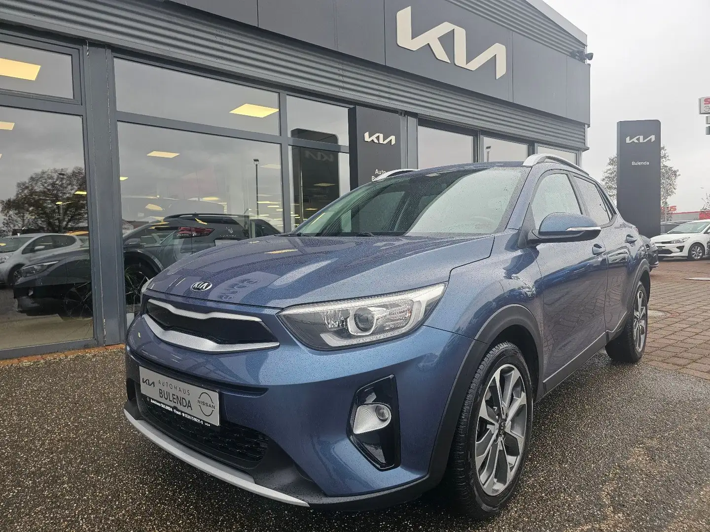 Kia Stonic 1.4 Spirit Navi Blau - 2