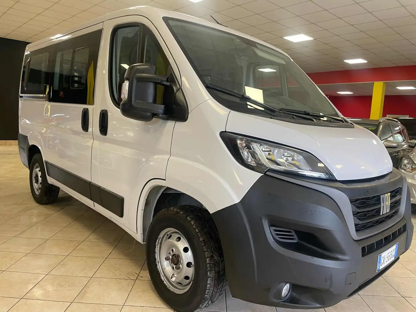 Fiat Ducato 30 2.2 Mjt 140CV 9 POSTI **KM CERTIFICATI** Bianco - 1