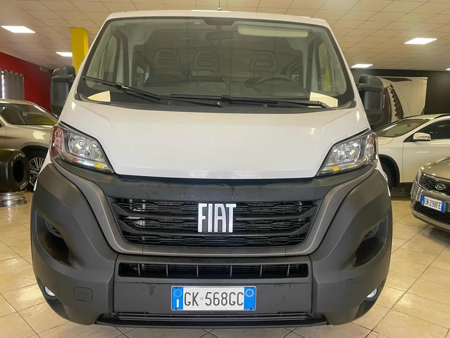 Fiat Ducato 30 2.2 Mjt 140CV 9 POSTI **KM CERTIFICATI** Bianco - 2