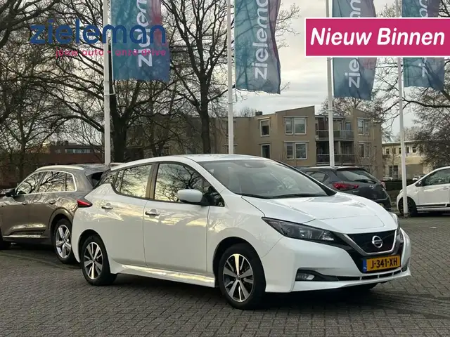 Nissan Leaf Acenta 40 kWh - Carplay, Navi, Cruise, Camera, Cli