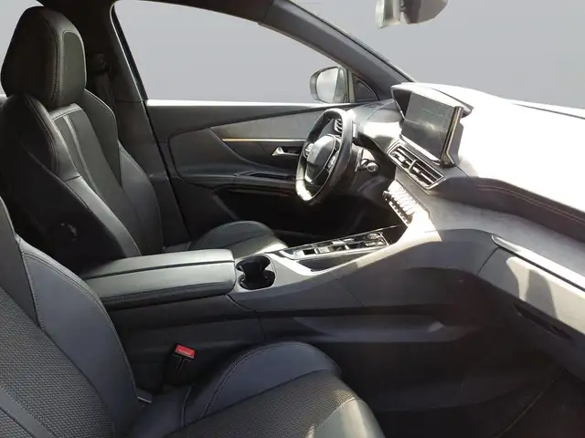 Peugeot 3008 view 11