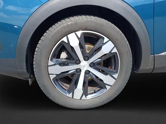 Peugeot 3008 view 8