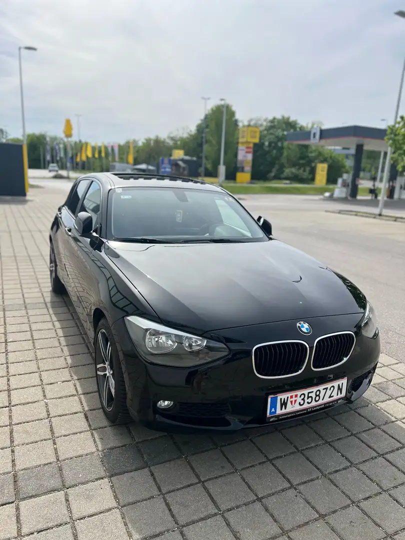 BMW 118 118d Automatik Schwarz - 1