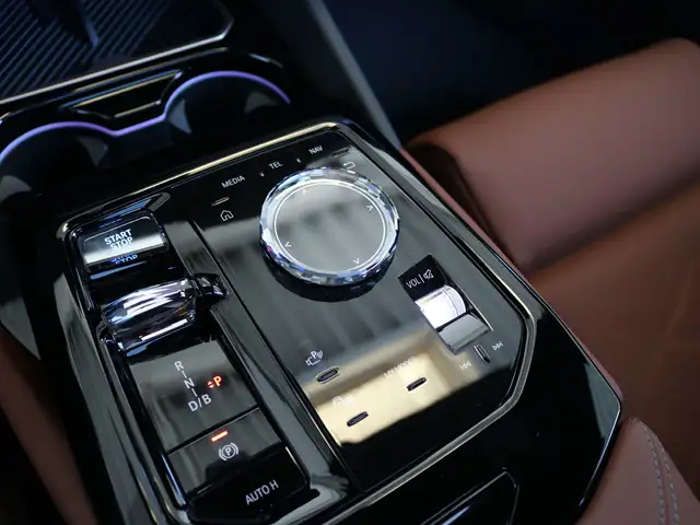 BMW I5 view 8