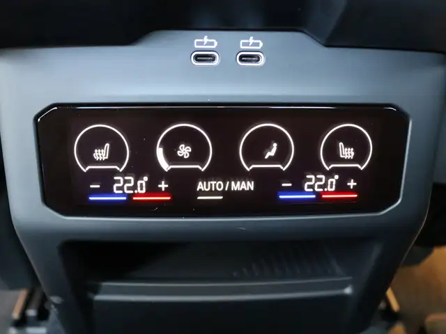 BMW I5 view 12