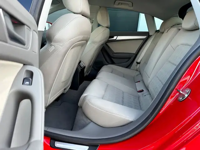 Audi A5 view 12