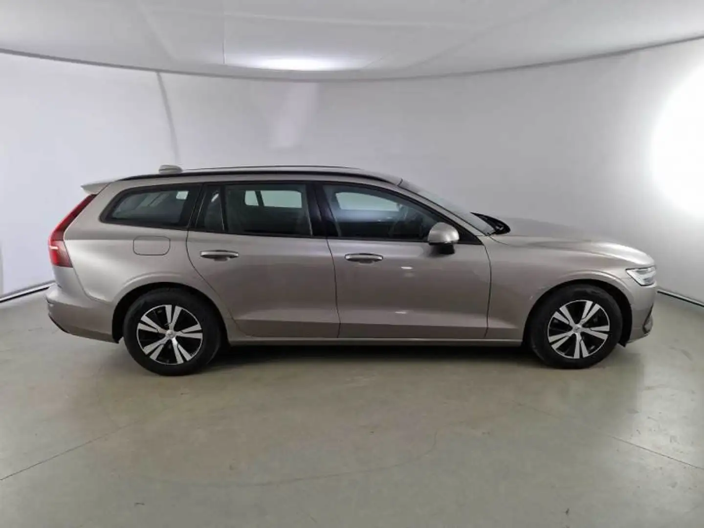 Volvo V60 V60 2.0 d3 Business geartronic my20 Brons - 1