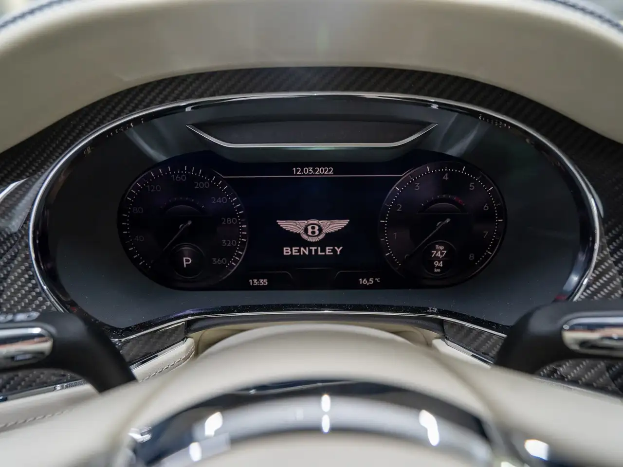 Bentley Continental 2022 — фото 12