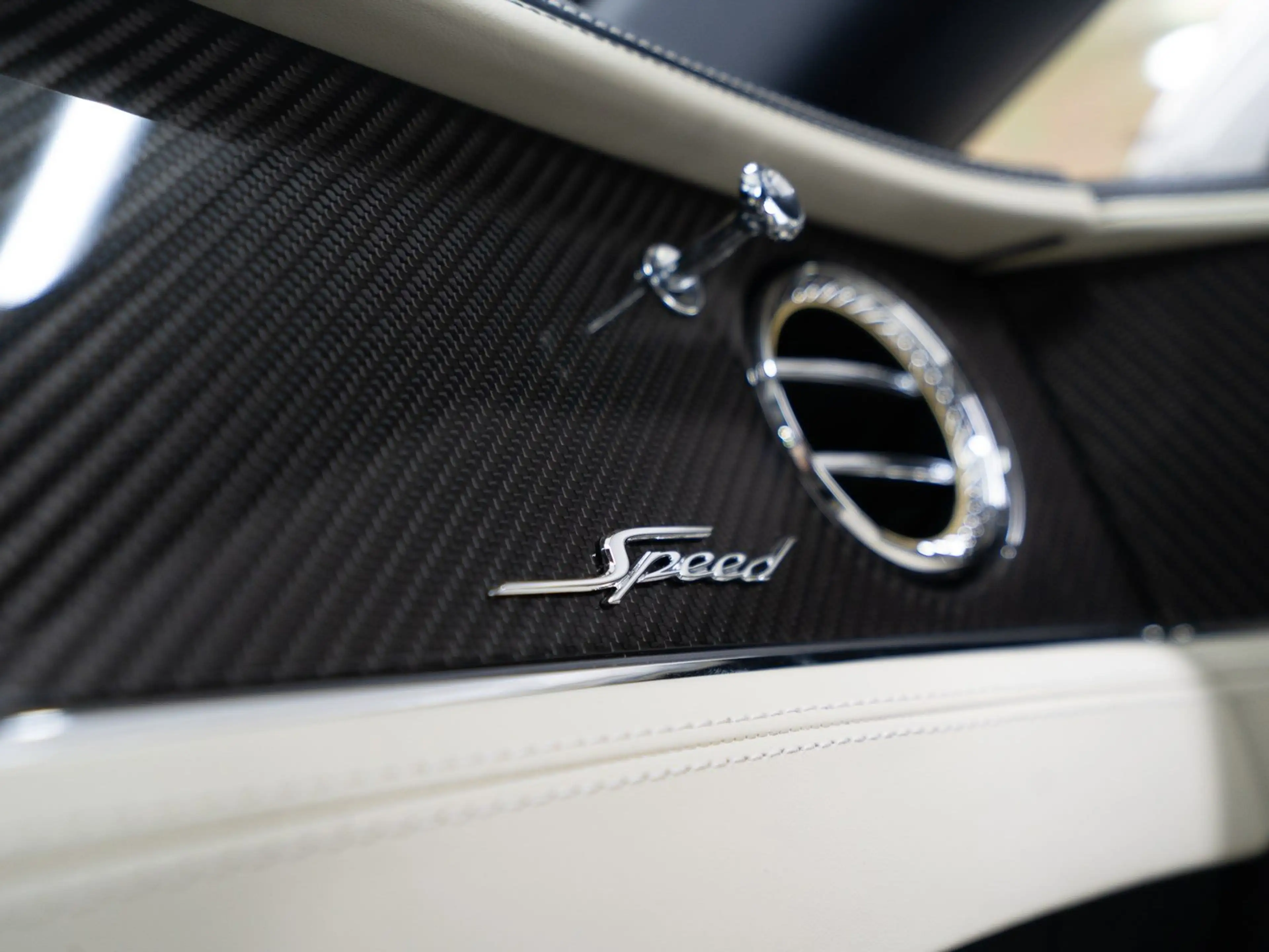 Bentley Continental GTC Speed — photo 14