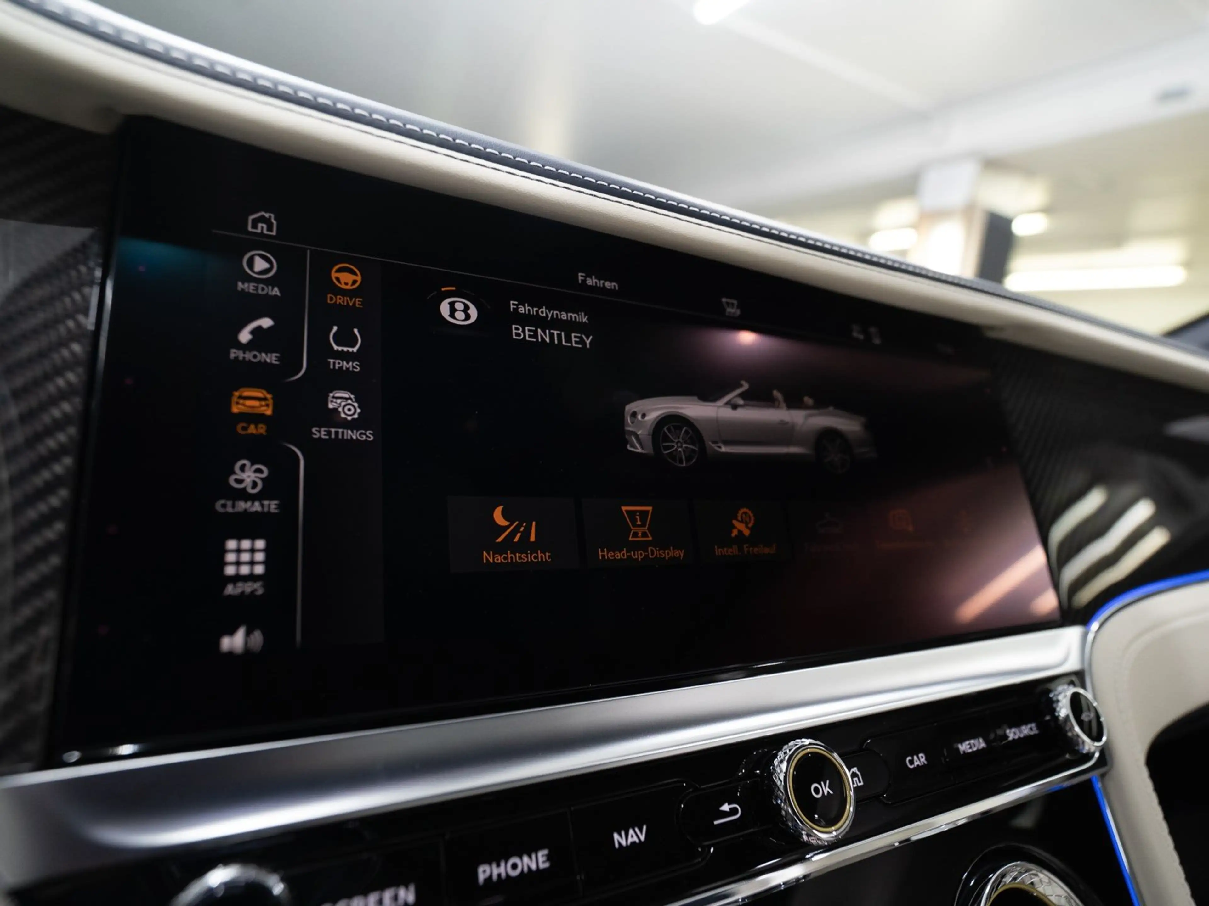 Bentley Continental GTC Speed — photo 11