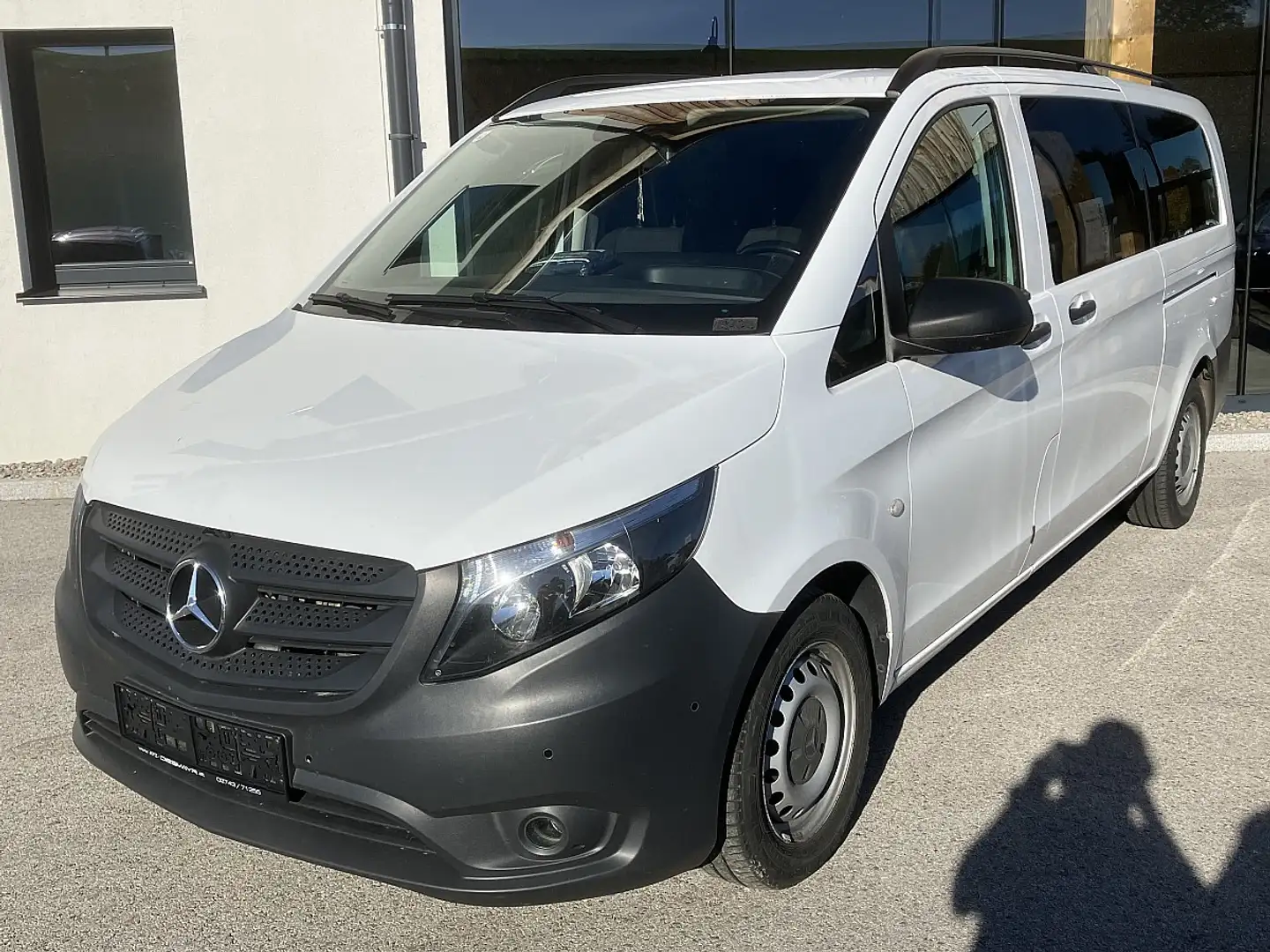 Mercedes-Benz Vito Tourer Pro 114 BlueTEC extralang Aut. Weiß - 1