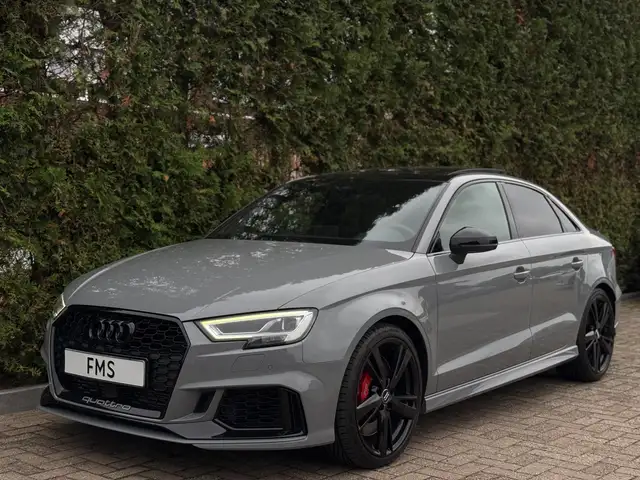 Audi RS3 Limousine 2.5 TFSI Quattro Nardo Grey Panorama