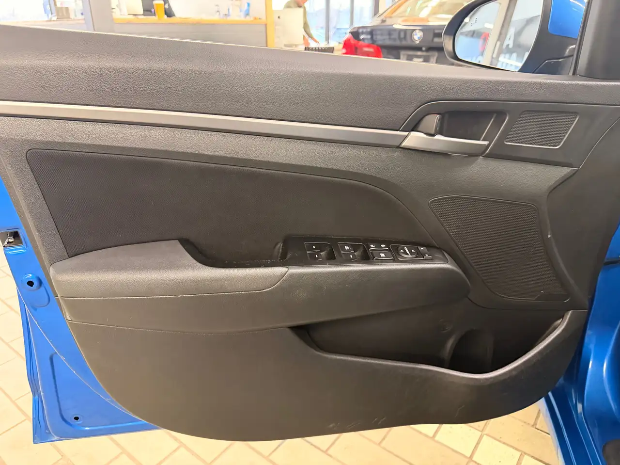 Hyundai ELANTRA снимка Hyundai ELANTRA