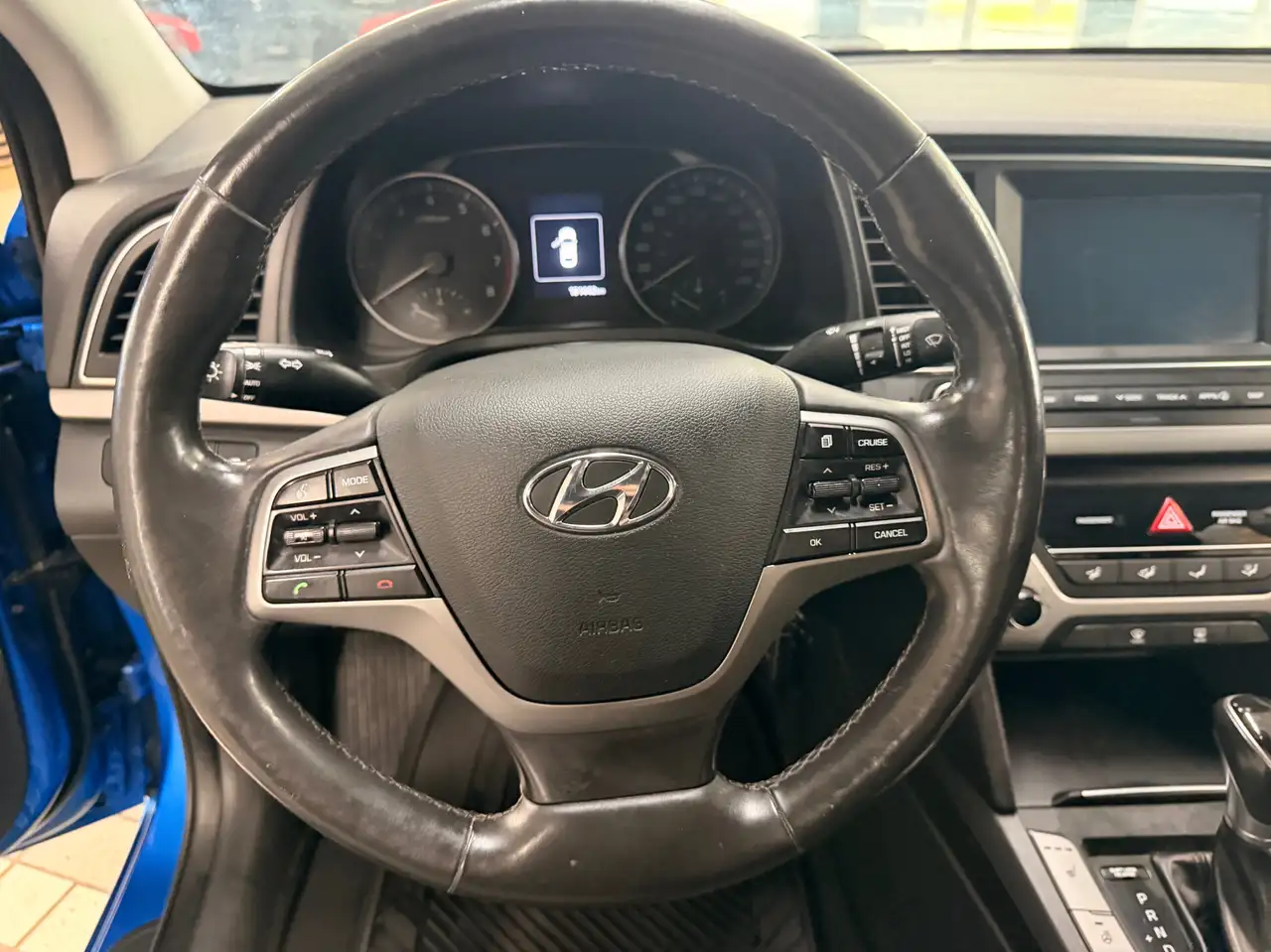 Hyundai ELANTRA снимка Hyundai ELANTRA