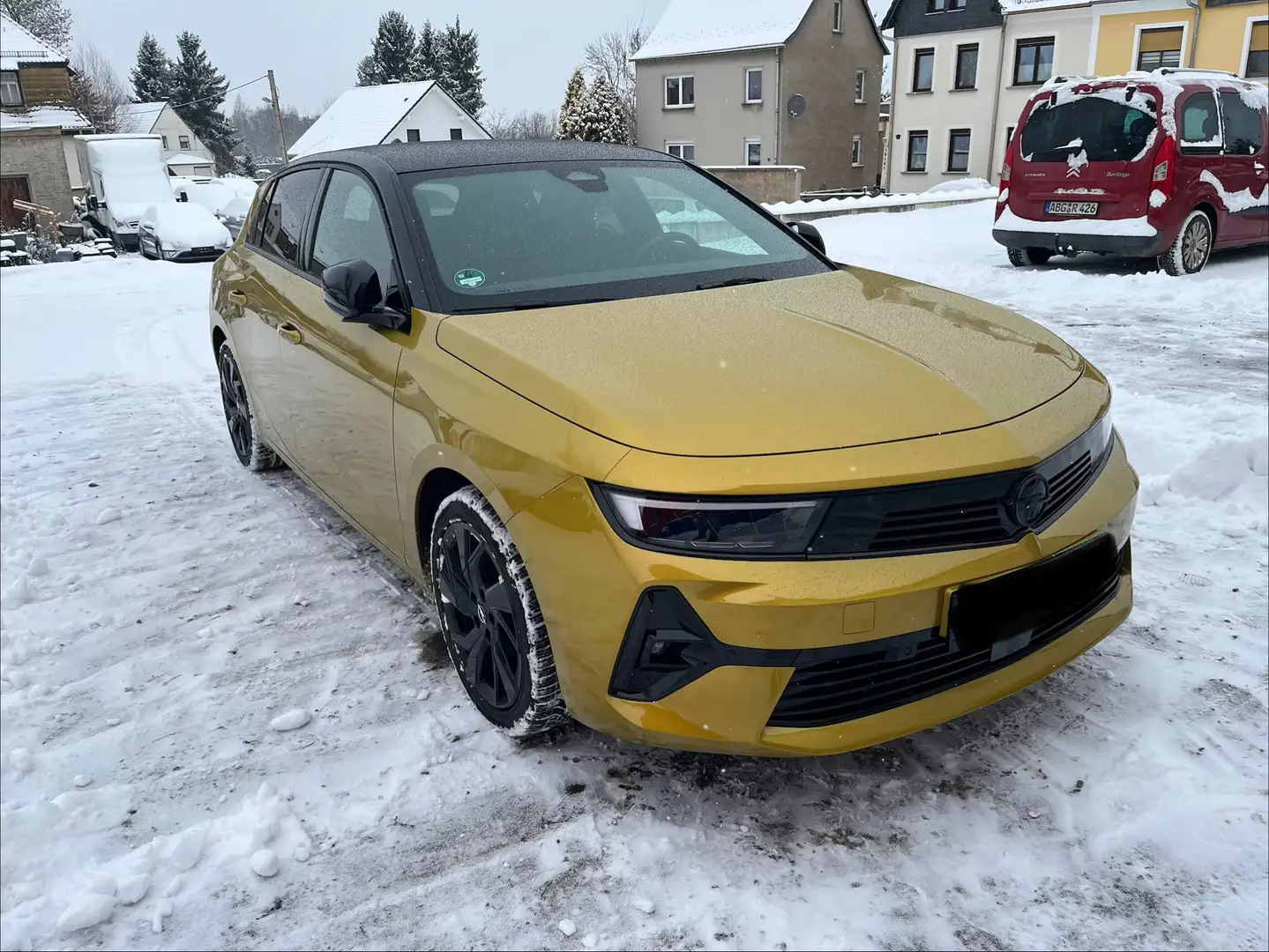 Opel Astra GS Gelb - 2