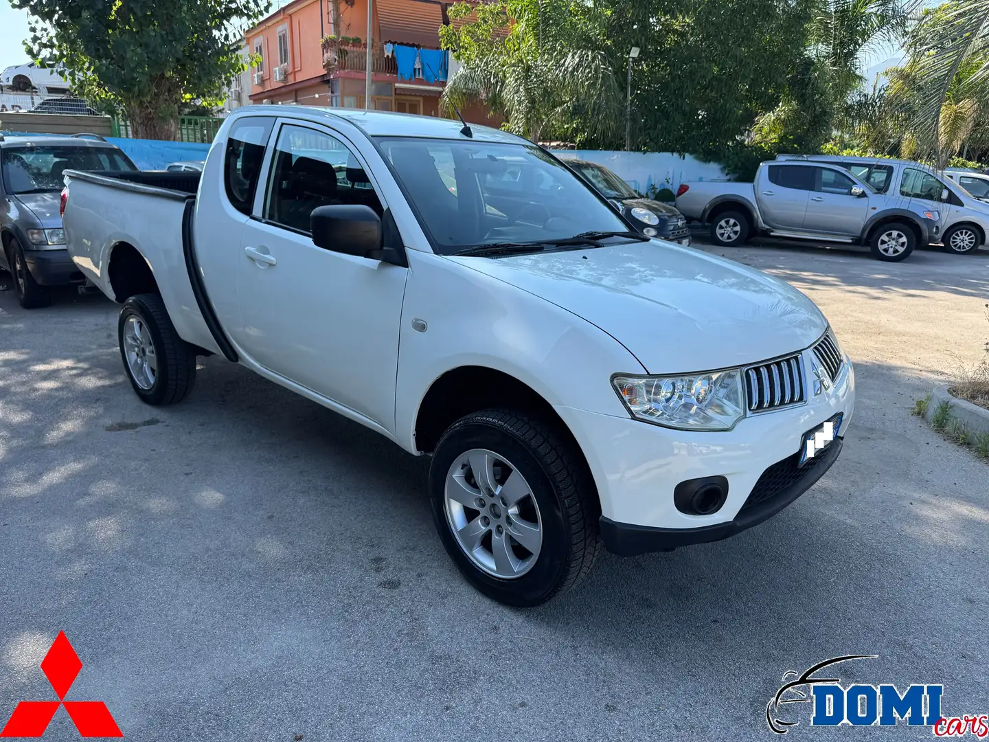 Mitsubishi L200 L200 cabina lunga 2.5 di-d Invite E5 MOTORE NUOVO! Bianco - 1