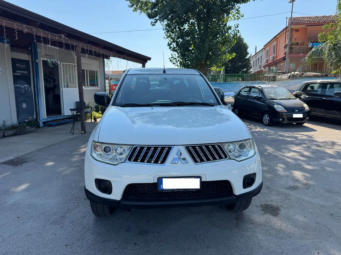 Mitsubishi L200 L200 cabina lunga 2.5 di-d Invite E5 MOTORE NUOVO! Bianco - 2