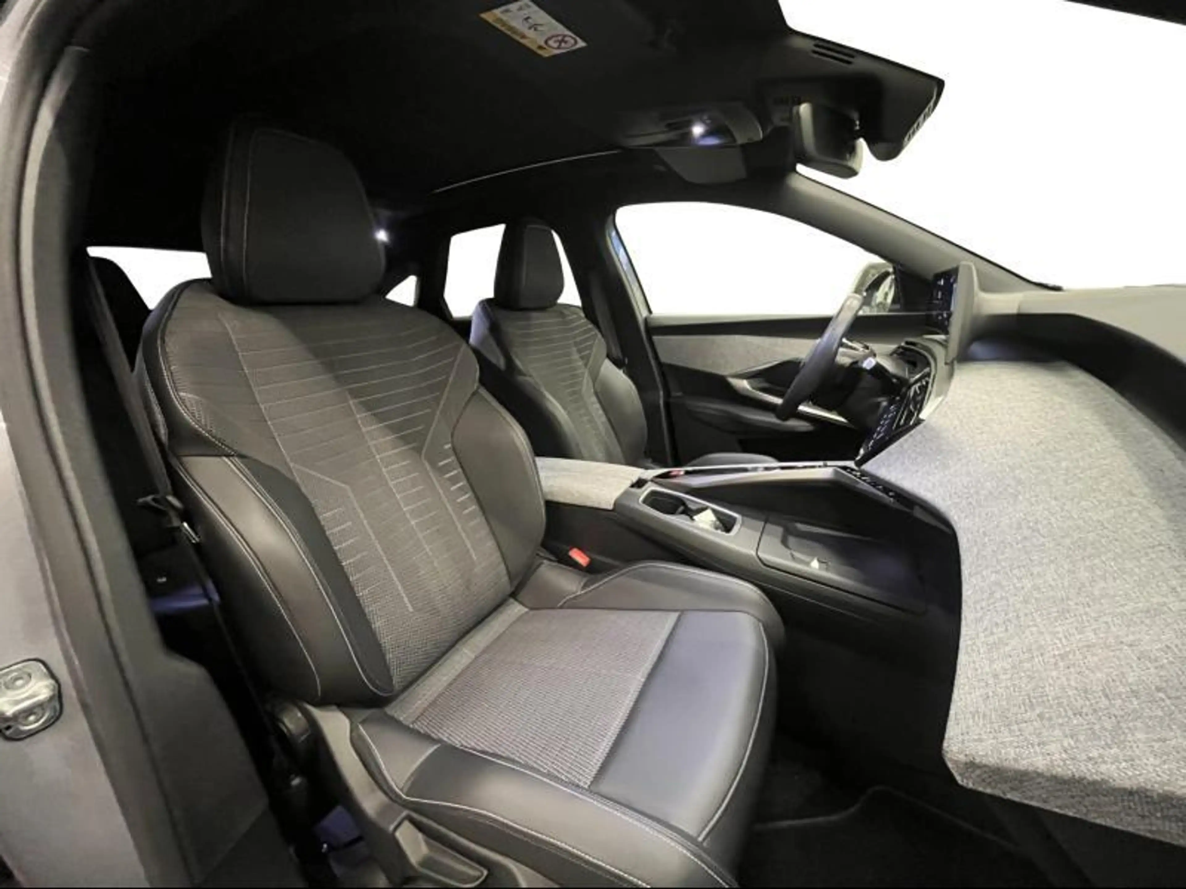 Peugeot 3008 Allure | 360° Camera | Carplay | Driver Alert — photo 14