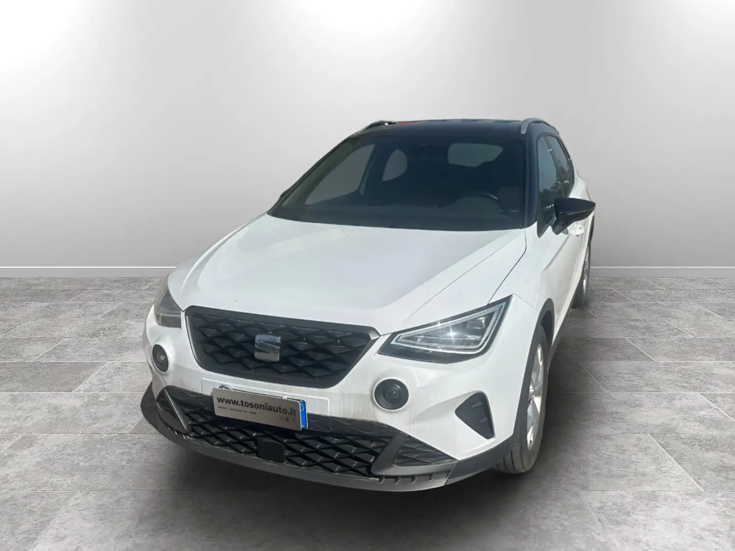 SEAT Arona 1.0 ecotsi FR 95cv Bianco - 1