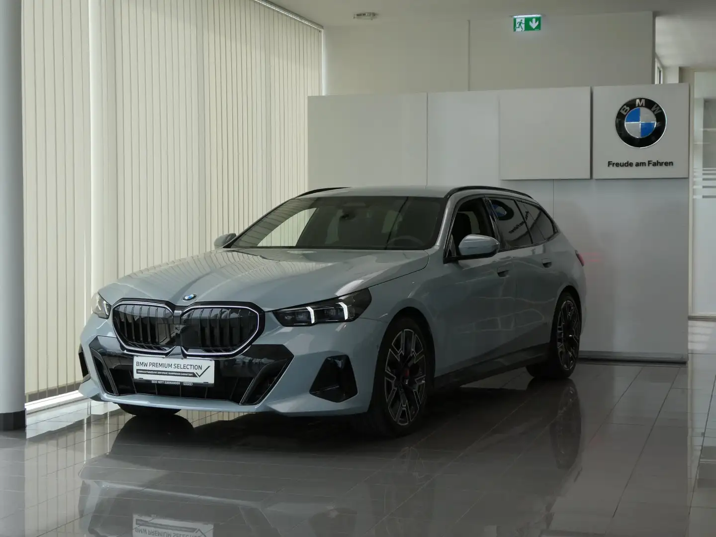 BMW 540 d xDrive M-Sportpaket Pro Grau - 1