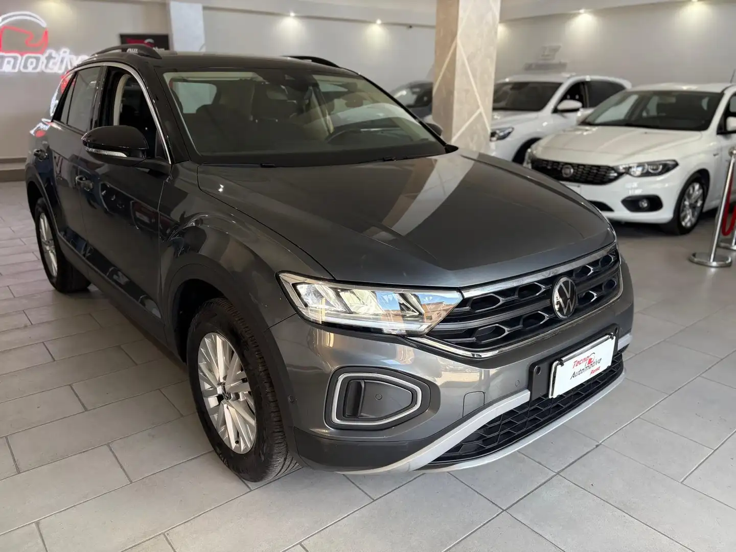 Volkswagen T-Roc 1.5 tsi Life dsg *PROMO* Grigio - 1