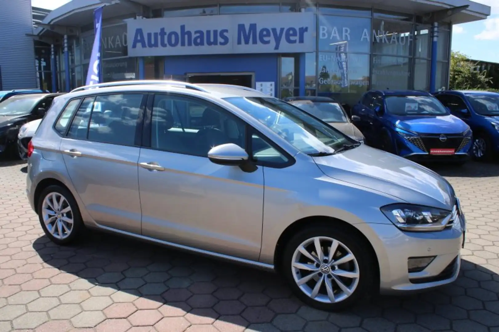 Volkswagen Golf VII Sportsvan 1.4 TSI DSG Navi/Xenon/Sitzh./Temp. Plateado - 1