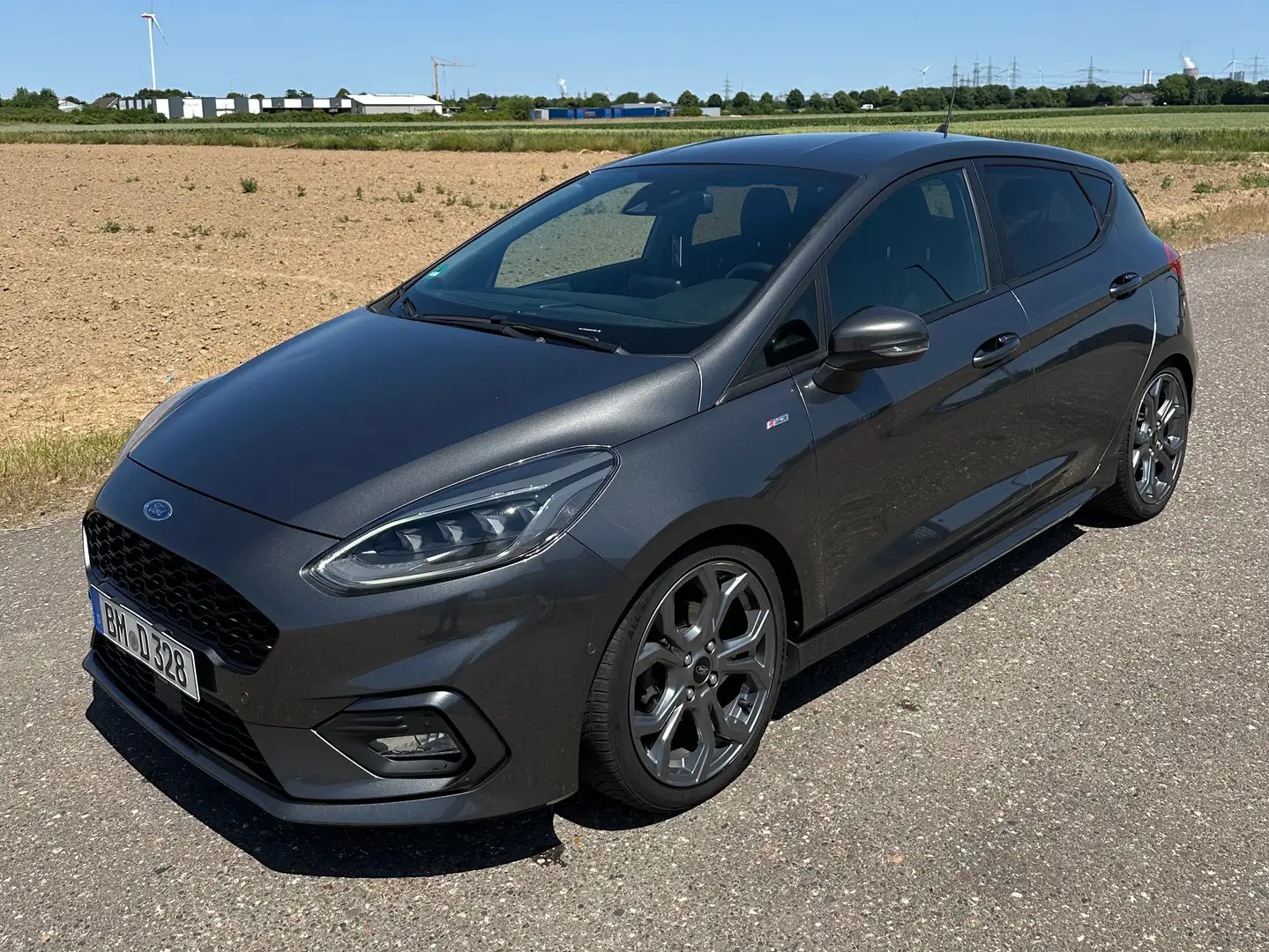 Ford Fiesta Fiesta 1.0 EcoBoost Hybrid S Grau - 1