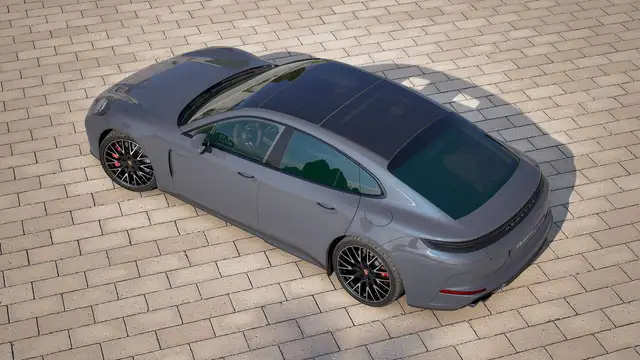 Porsche Panamera view 5
