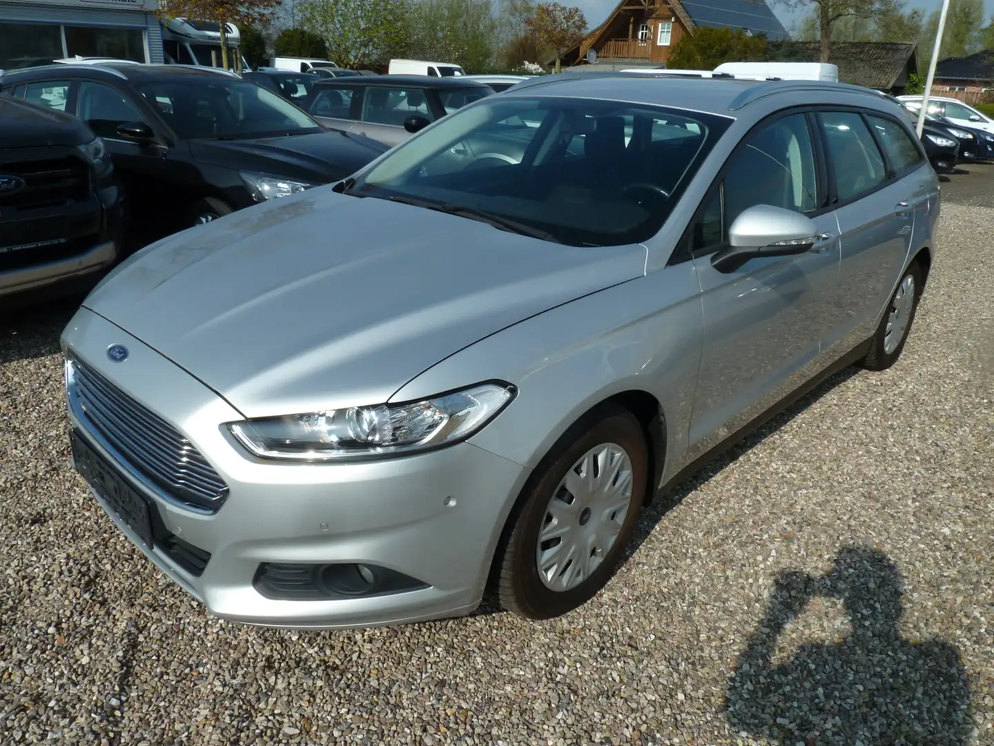 Ford Mondeo Trend Silber - 1