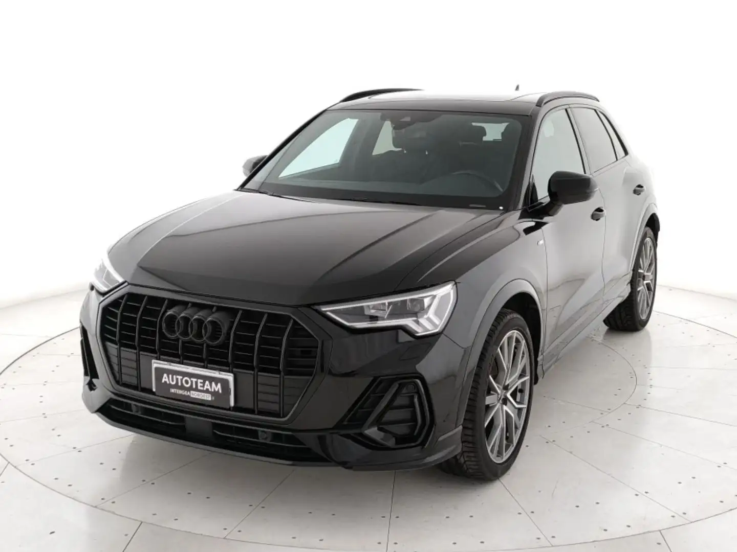 Audi Q3 35 2.0 tdi S line edition s-tronic Tetto Panoramic Schwarz - 1