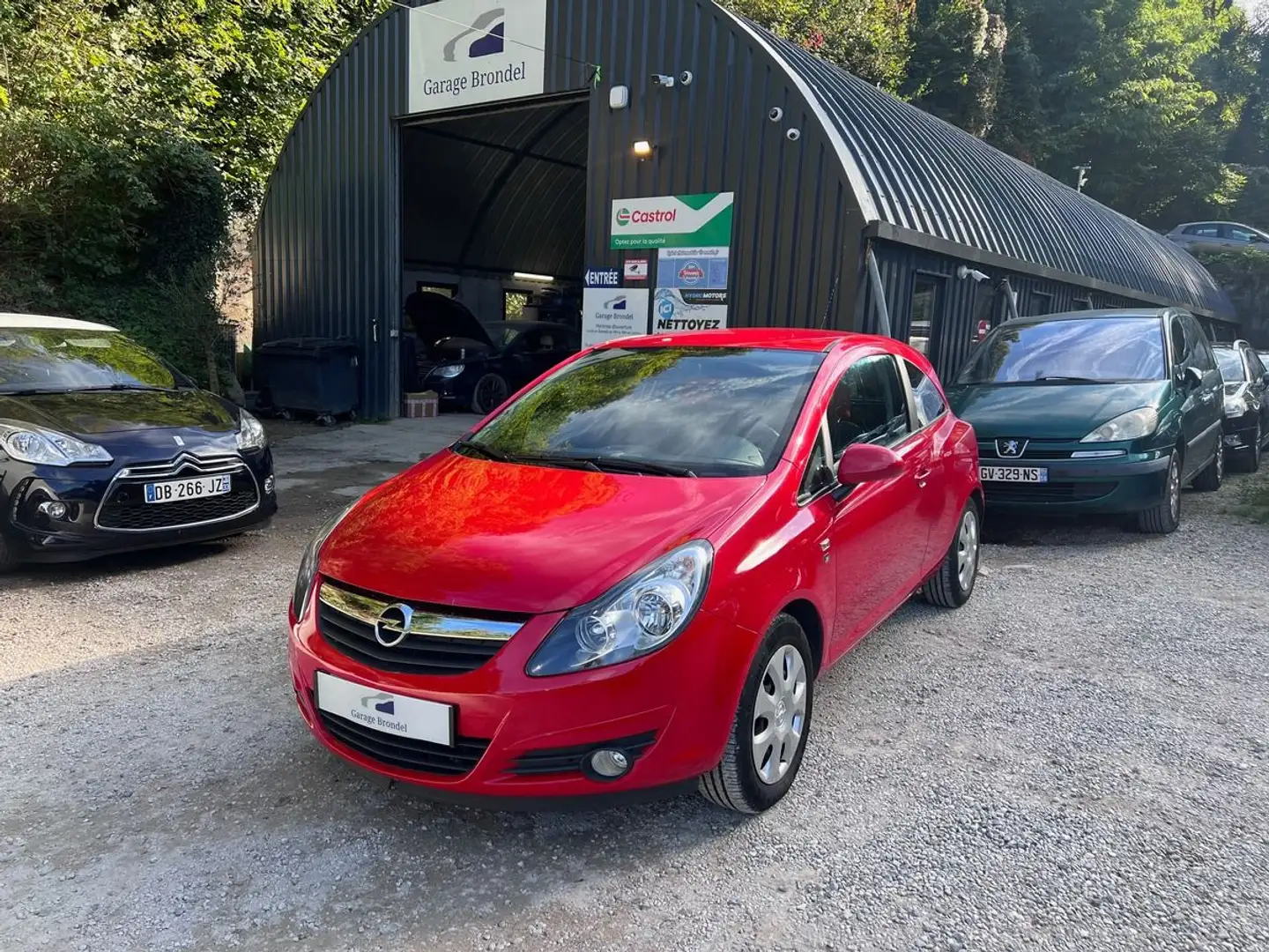 Opel Corsa 1.0 i 65cv 2ème main Crit’Air 1 Rouge - 1