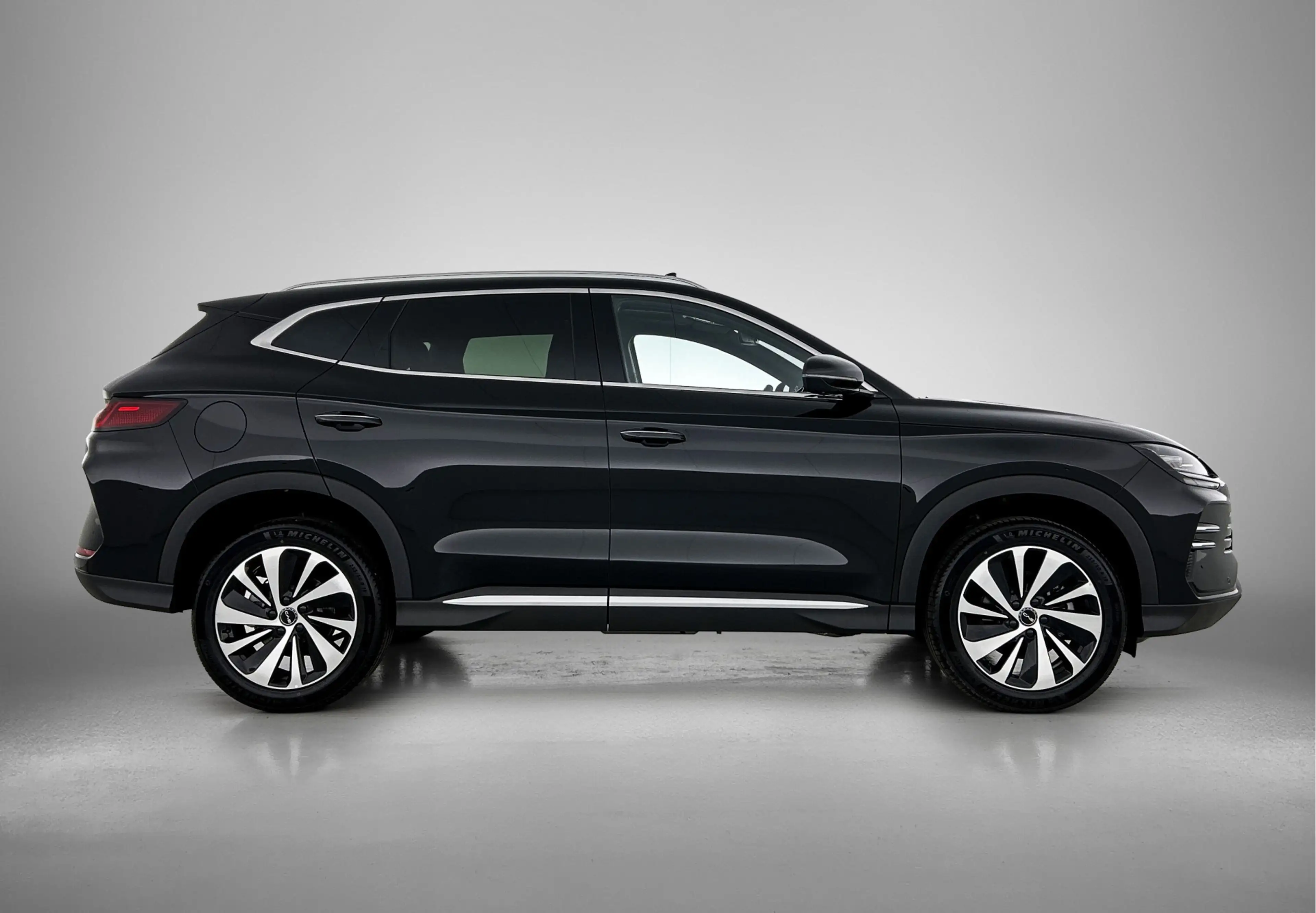 BYD Seal U 1.5 DM-i FWD Boost | 80 KM EV Range | BYD Dealer — photo 14
