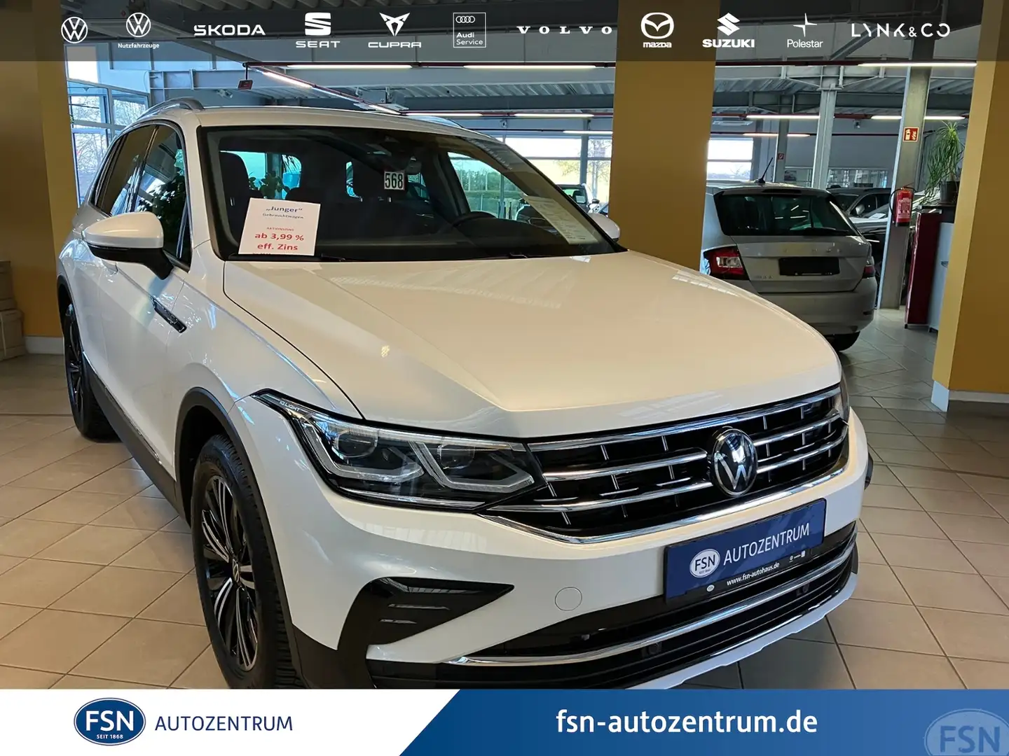 Volkswagen Tiguan 2.0 TDI Elegance DSG IQ AHK STHZG NAVI RFK Weiß - 1