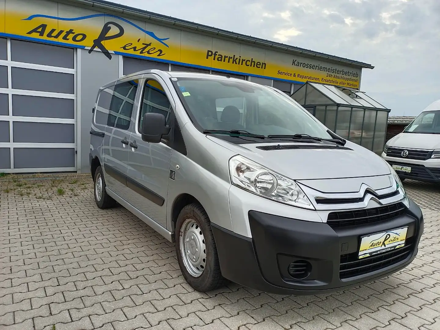 Citroen Jumpy Jumpy L1H1 DoKa 6. Sitzer 1,6 HDi  Klima Gris - 1