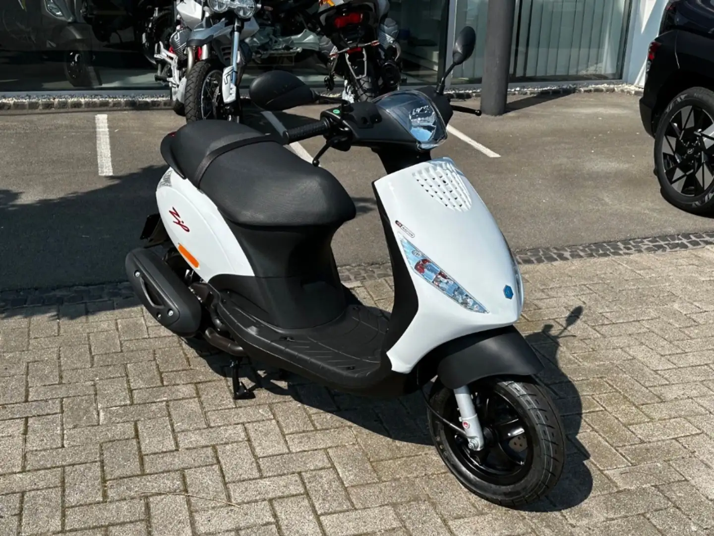 Piaggio Zip 50 weiß deutsches Neufahrzeug Weiß - 2
