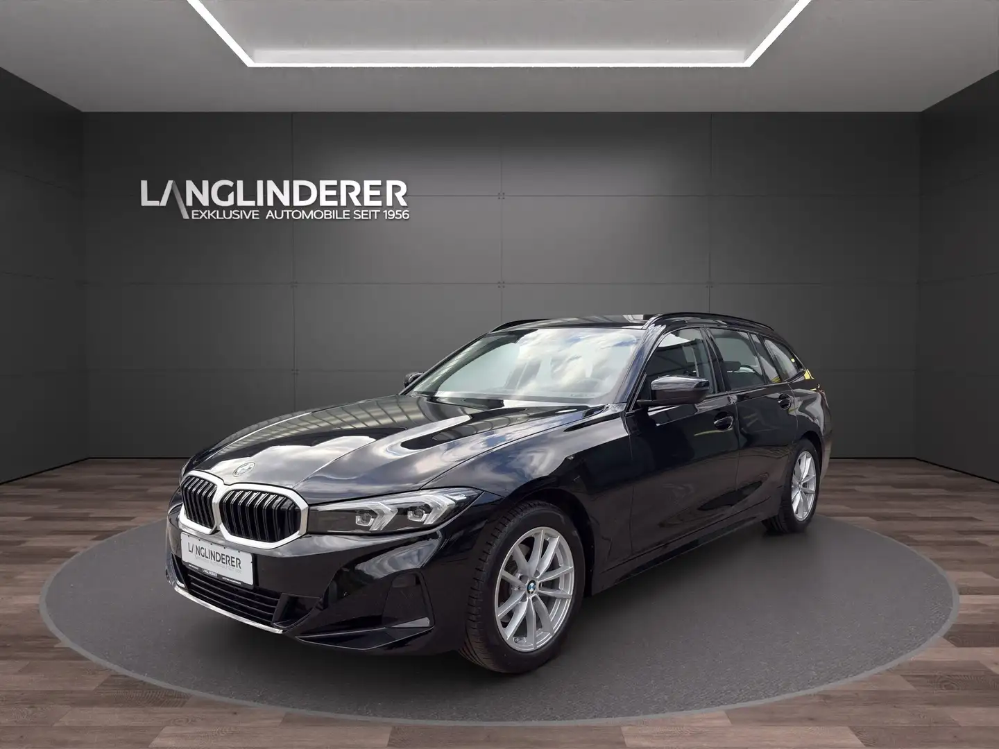 BMW 320 i  Touring NP 55.809,- DAB LED Komfortzg. Schwarz - 1